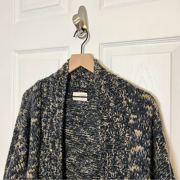 ✧･ﾟneutral knit poncho cardigan - Picture 2 of 7